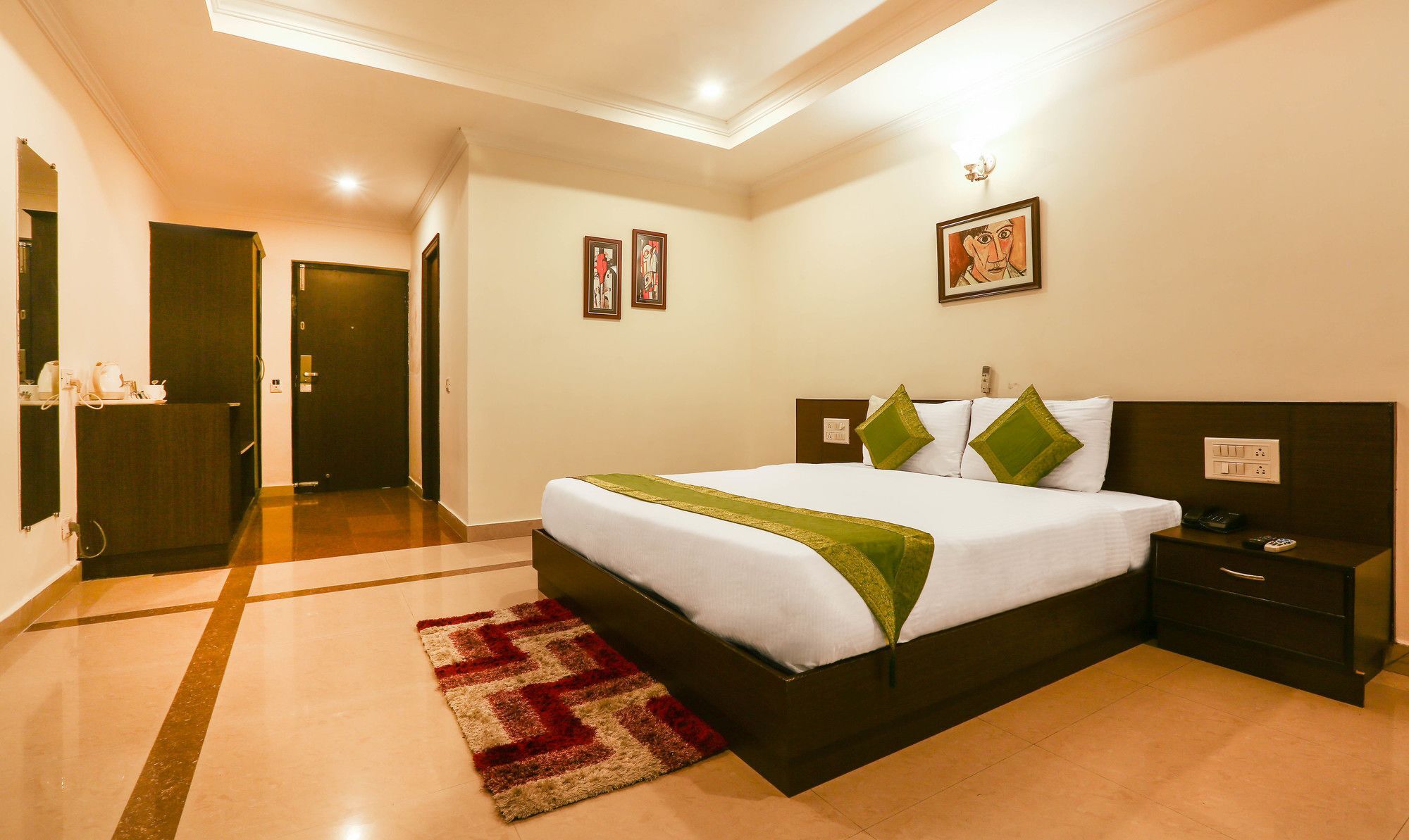 Hotel Treebo Trend Gk Conifer Dharamsala Zewnętrze zdjęcie