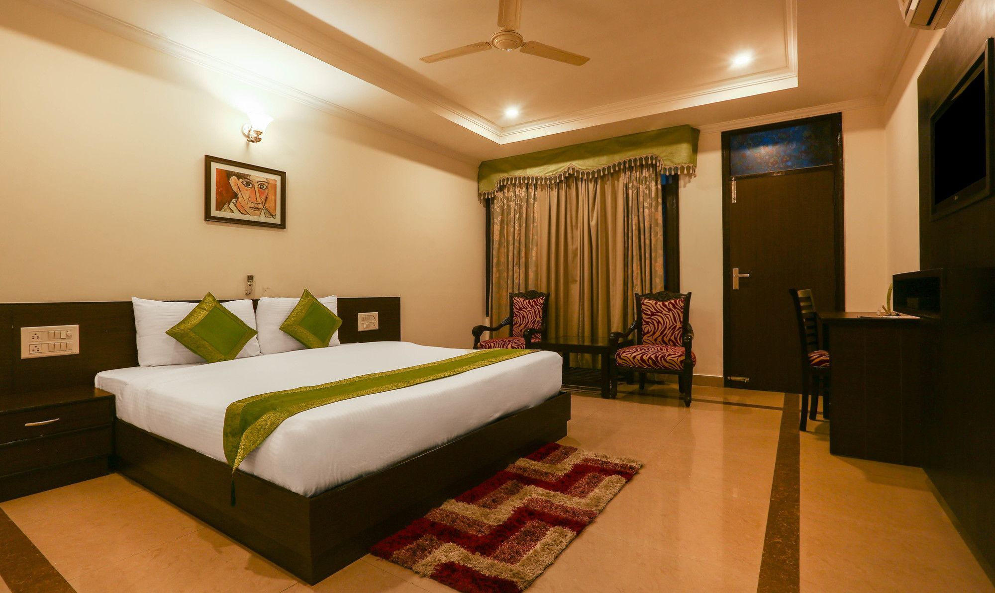 Hotel Treebo Trend Gk Conifer Dharamsala Zewnętrze zdjęcie