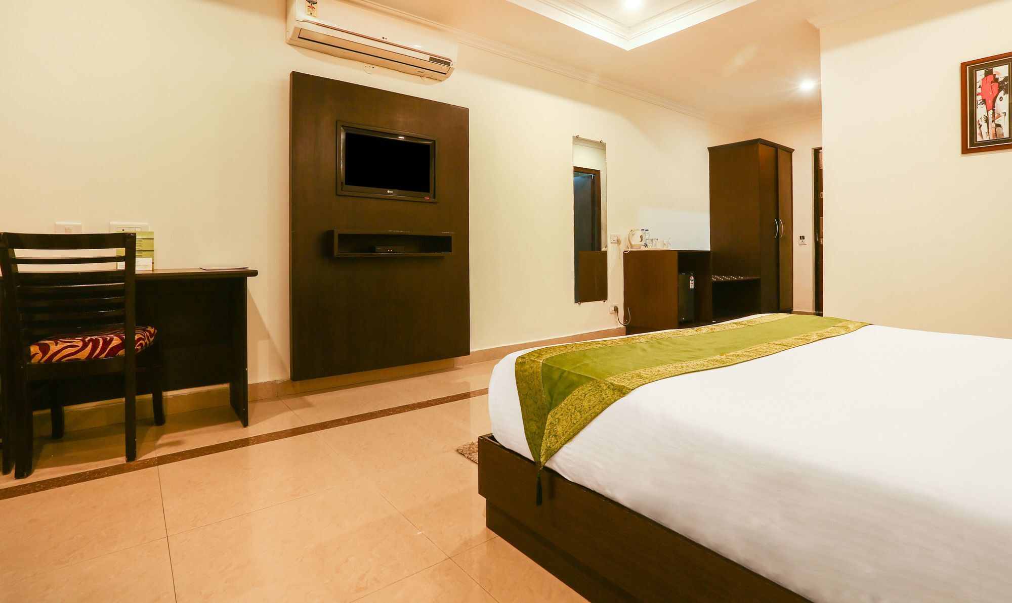 Hotel Treebo Trend Gk Conifer Dharamsala Zewnętrze zdjęcie