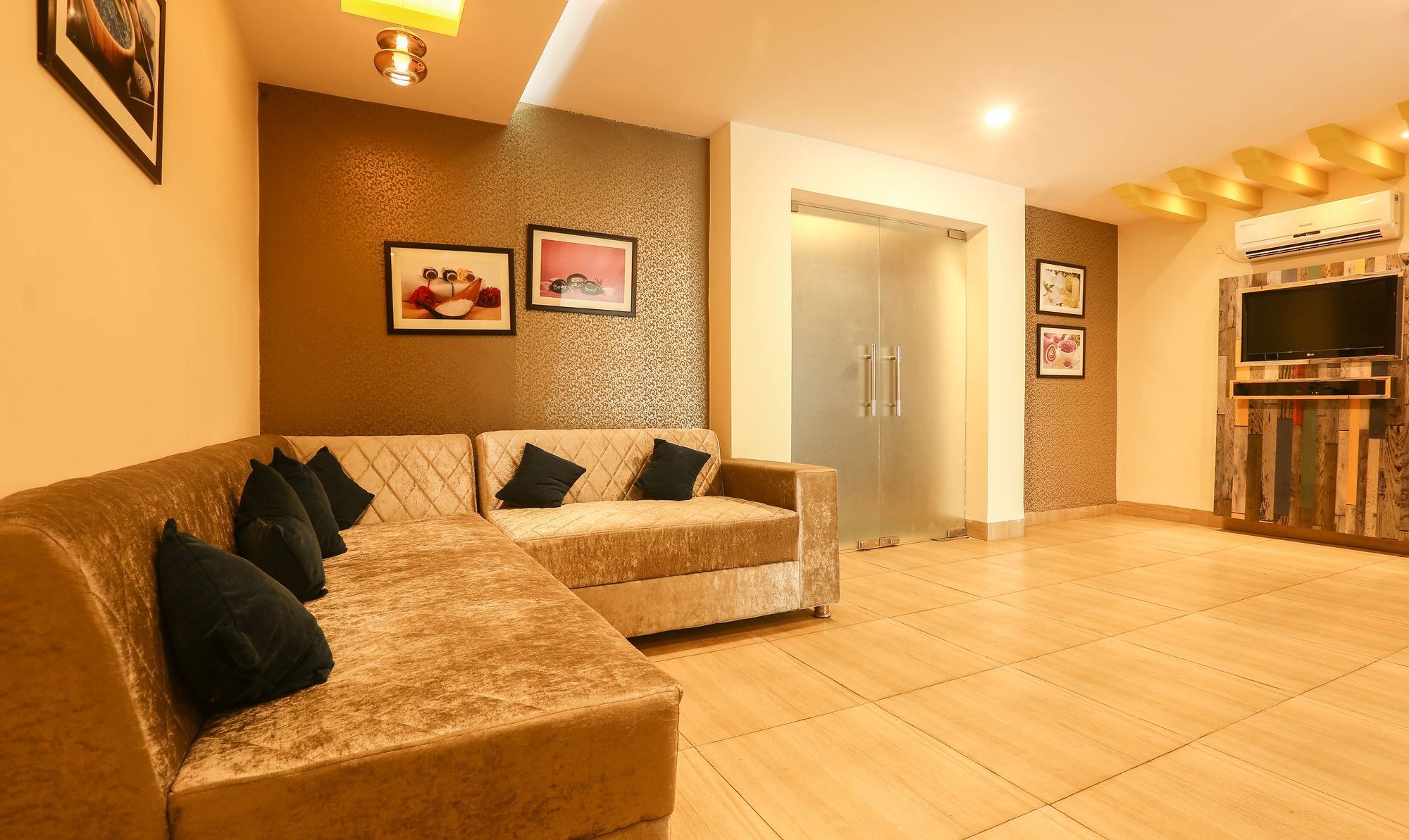 Hotel Treebo Trend Gk Conifer Dharamsala Zewnętrze zdjęcie