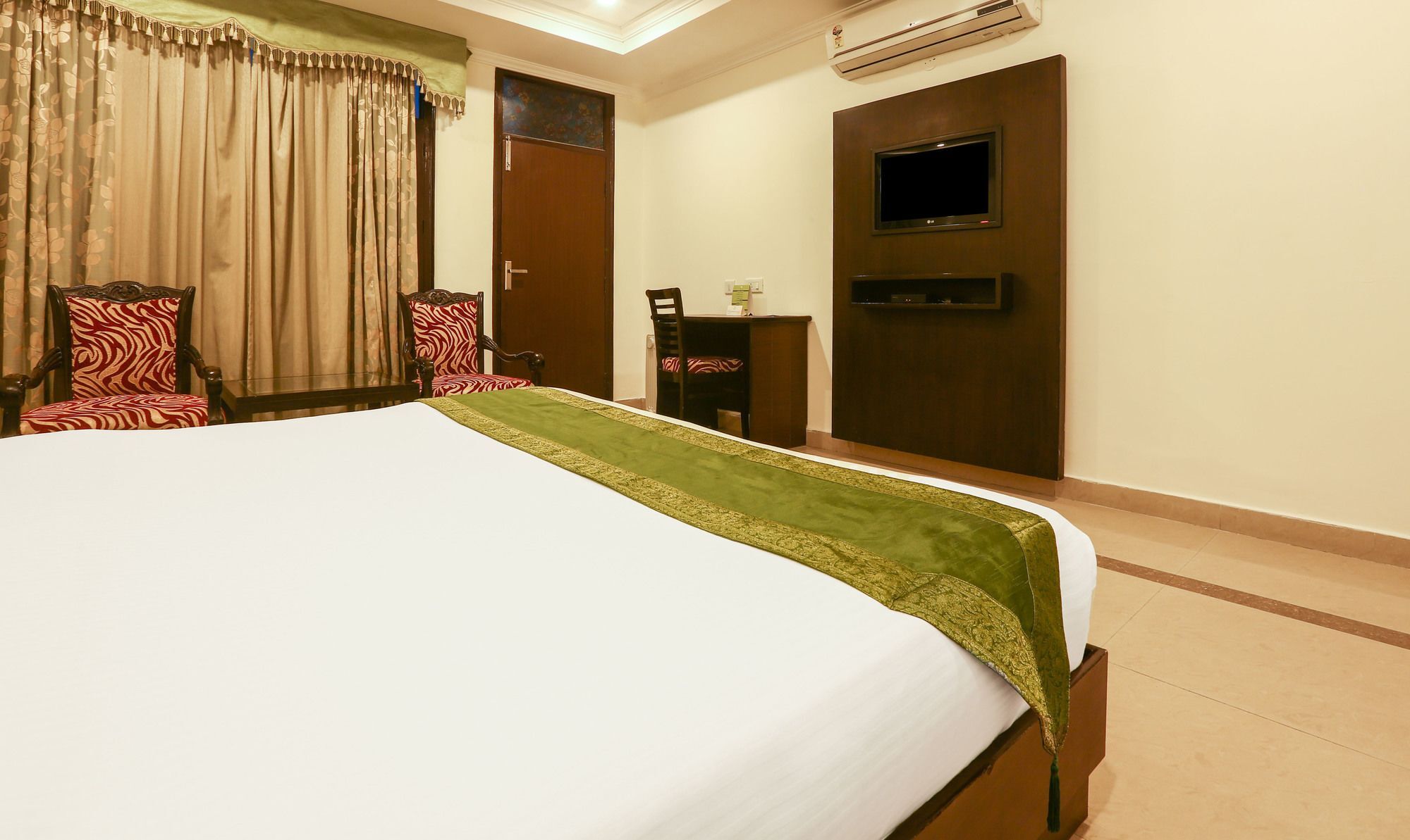 Hotel Treebo Trend Gk Conifer Dharamsala Zewnętrze zdjęcie